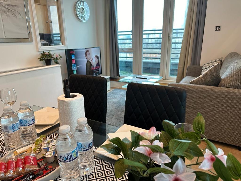 런던 Cosy Views 아파트 외부 사진